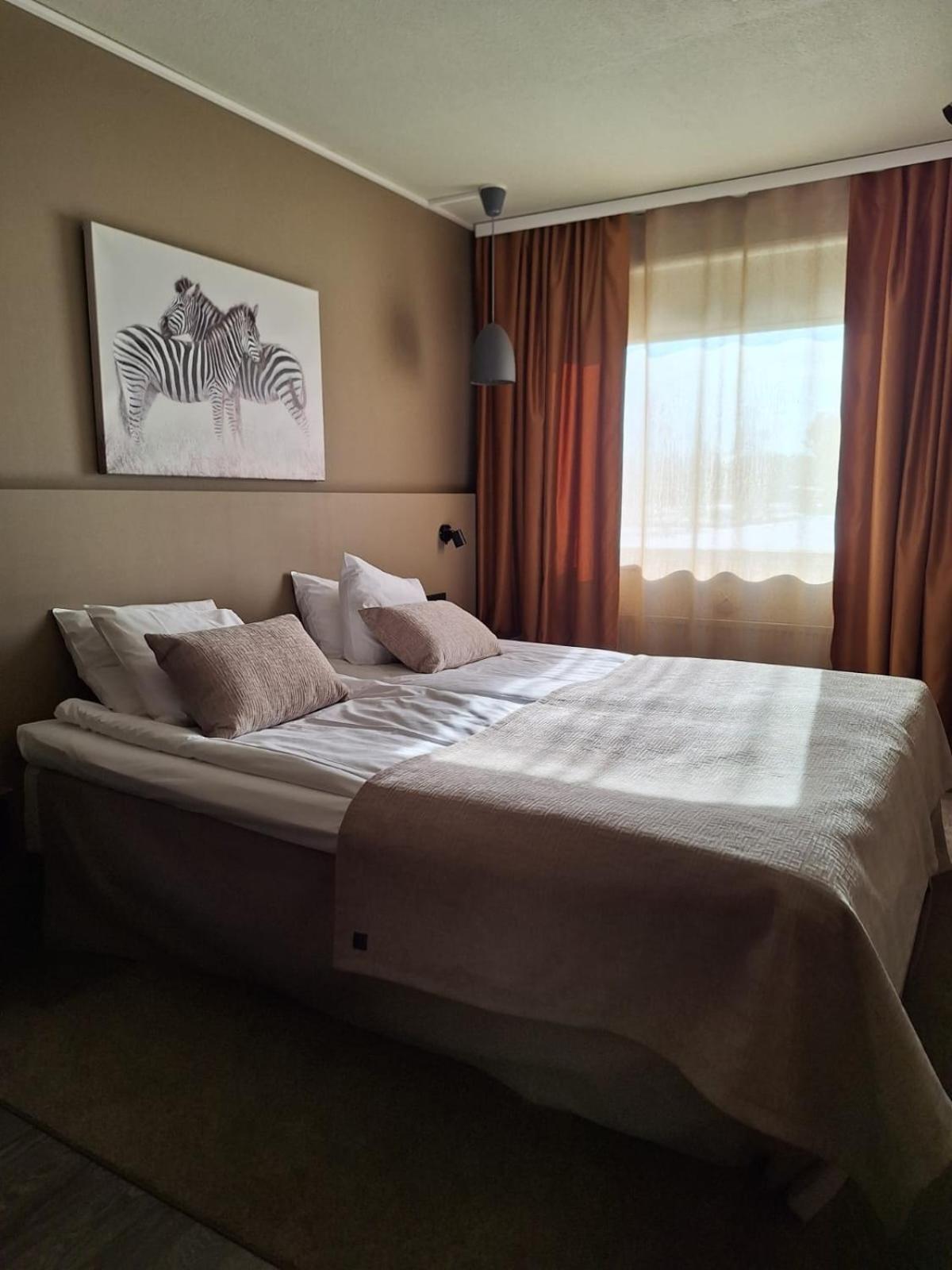 Hotel Kaeenpesae Юлівієска Екстер'єр фото